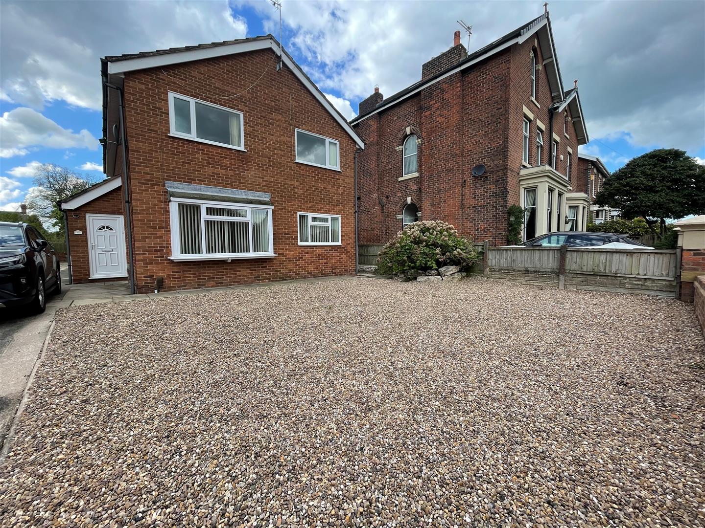 b, Newton Road, Ashton-On-Ribble, PR2 1DY